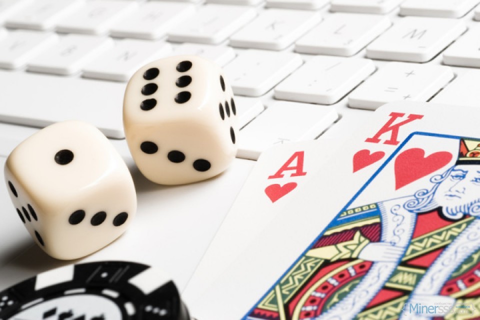 online-casino-gambling-960x640