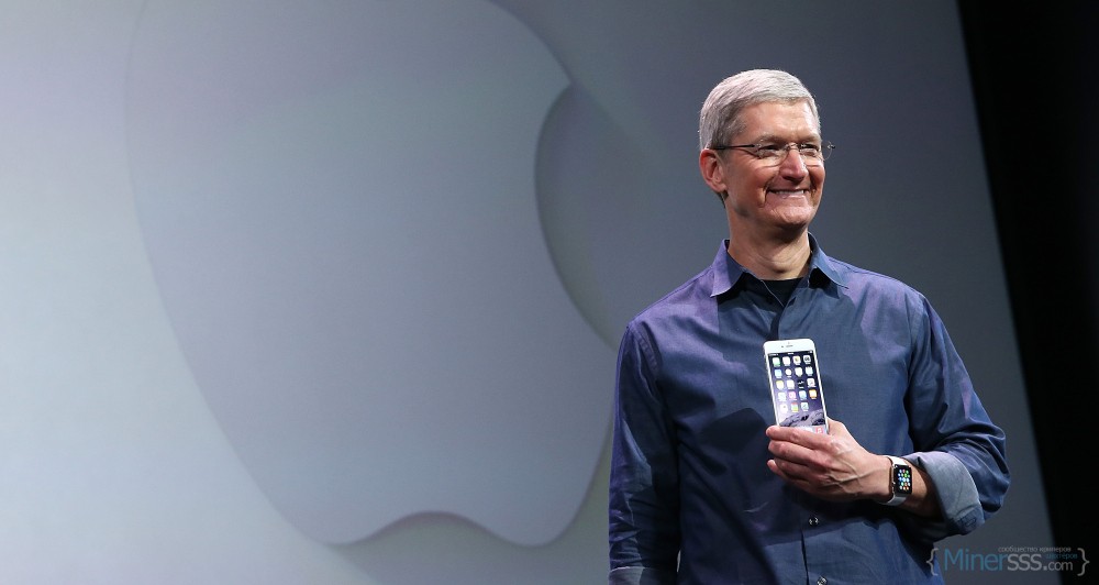 Apple CEO Tim Cook speaks during an Apple special event at the Flint Center for the Performing Arts on September 9, 2014 in Cupertino, California. Apple is expected to unveil the new iPhone 6.