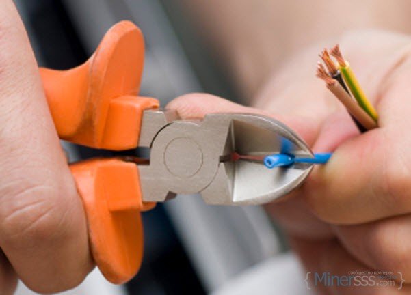 vypolnenie-jelektromontazhnyh-rabot-provod2